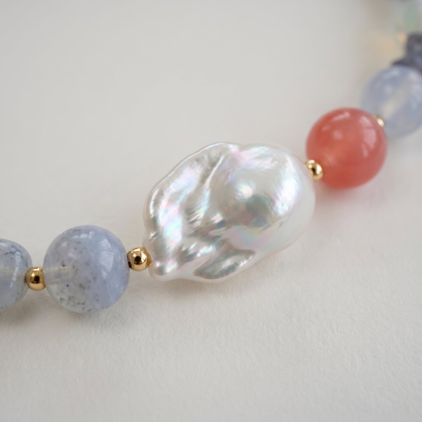 Chalcedony Graceful In Baroque Pearl Necklace