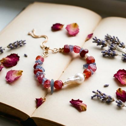 Rose Sky In Baroque Pearl Bracelet