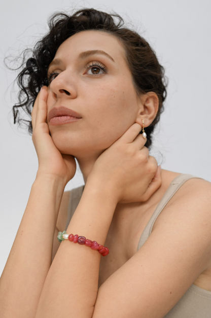 Agate Aventurine Balance In Pearl Bracelet